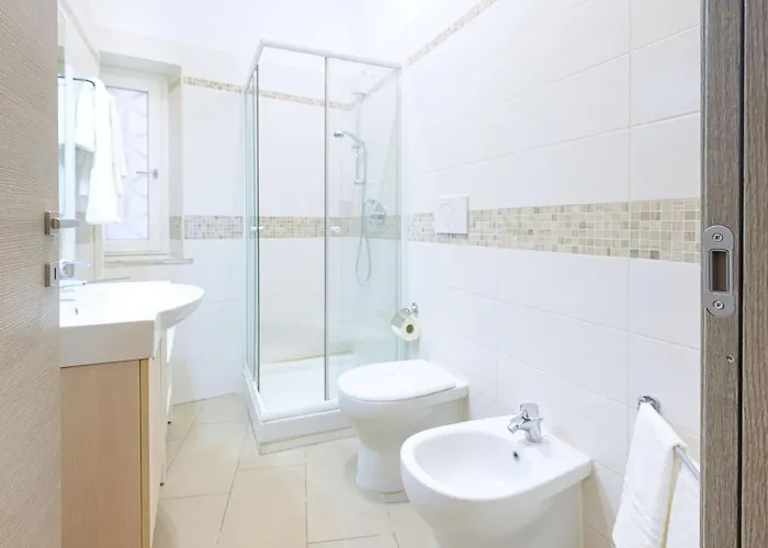 Apartment Peoniamaximahouse -piazza Bologna-